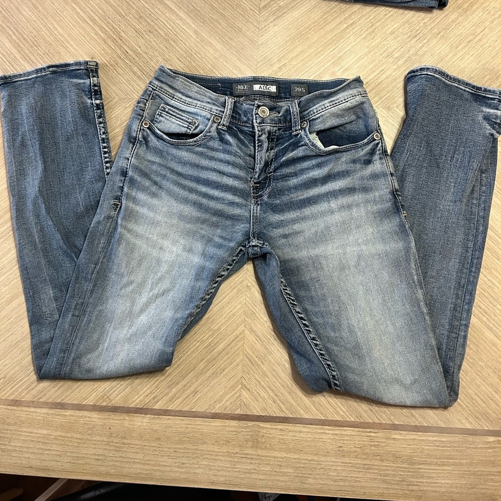 BKE Alec straight leg Jeans